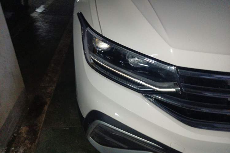 Used Volkswagen Tiguan L 2022 330TSI Automatic Two-Wheel Drive Smart Edition Right Front Headlight