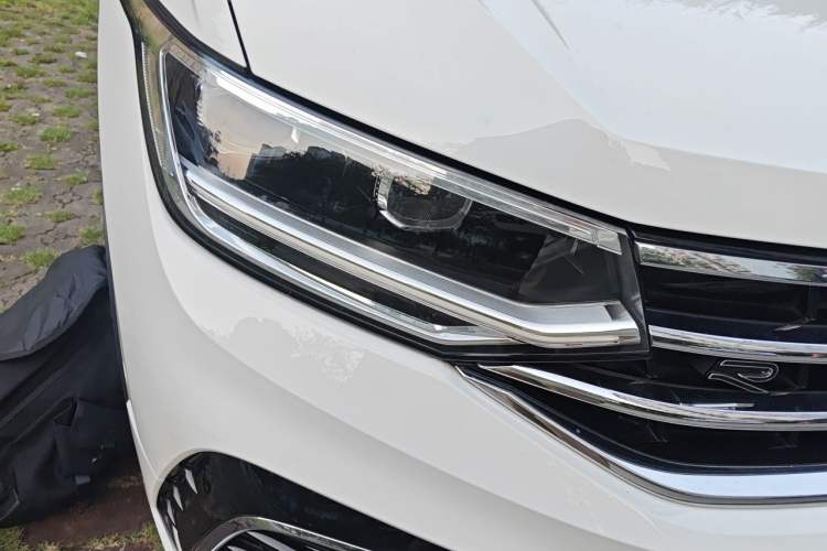 Used Volkswagen Tiguan L 2022 330TSI Automatic Two-Wheel Drive R-Line Enhanced Edition Right Front Headlight