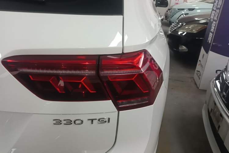 Used Volkswagen Tiguan L 2022 330TSI Automatic Two-Wheel Drive R-Line Enhanced Edition Right Rear Taillight