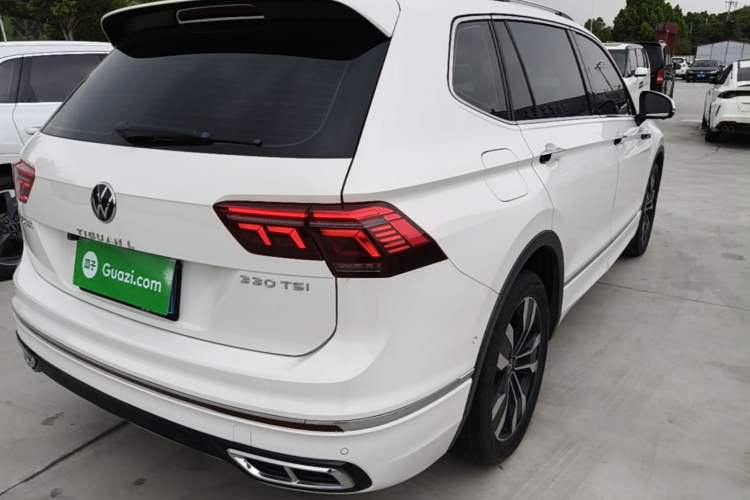 Used Volkswagen Tiguan L 2022 330TSI Automatic Two-Wheel Drive R-Line Enhanced Edition Right Rear Taillight
