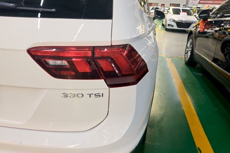 Used Volkswagen Tiguan L 2022 330TSI Automatic Two-Wheel Drive Smart Edition Right Rear Taillight