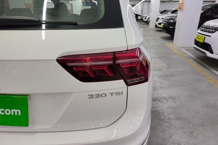 Used Volkswagen Tiguan L 2022 330TSI Automatic Two-Wheel Drive R-Line Enhanced Edition Right Rear Taillight