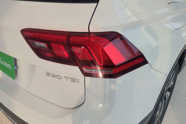 Used Volkswagen Tiguan L 2022 330TSI Automatic Two-Wheel Drive Comfort Edition Right Rear Taillight