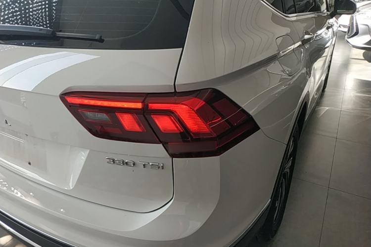 Used Volkswagen Tiguan L 2022 330TSI Automatic Two-Wheel Drive Smart Edition Right Rear Taillight