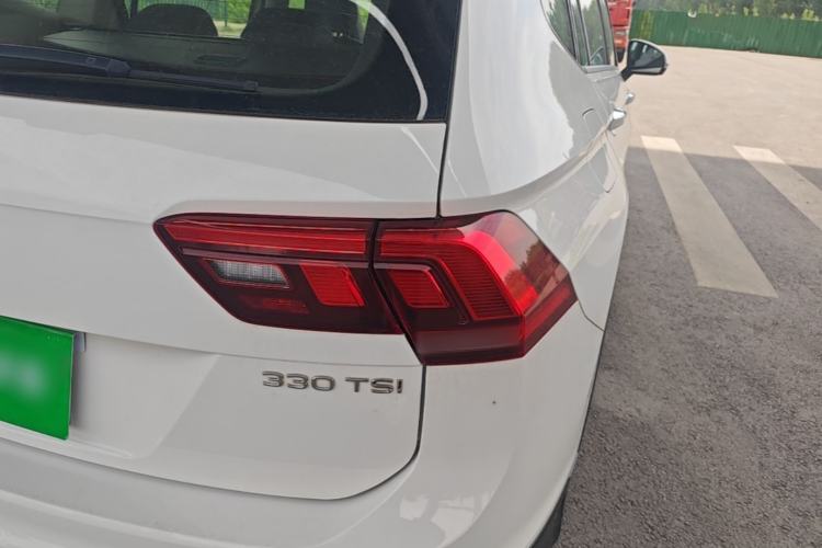Used Volkswagen Tiguan L 2022 330TSI Automatic Two-Wheel Drive Comfort Edition Right Rear Taillight