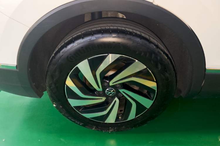 Used Volkswagen Tiguan L 2022 330TSI Automatic Two-Wheel Drive Smart Edition Right Rear Wheel Hub