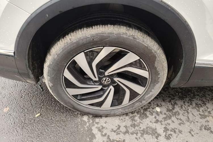 Used Volkswagen Tiguan L 2022 330TSI Automatic Two-Wheel Drive Smart Edition Right Rear Wheel Hub
