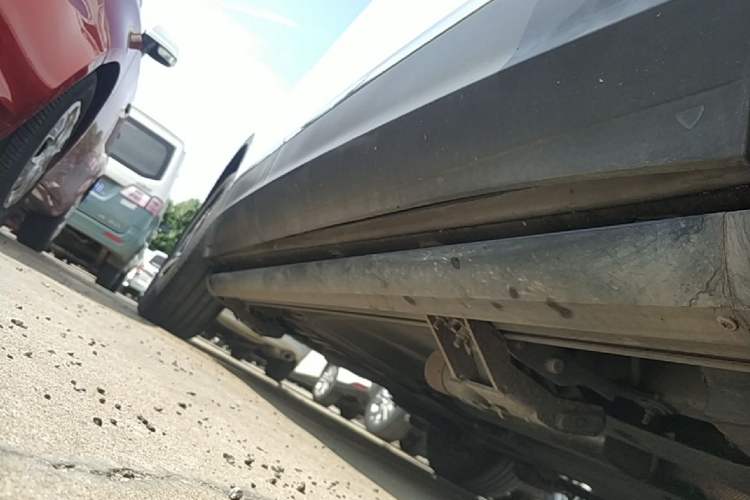 Used Volkswagen Tiguan L 2022 330TSI Automatic Two-Wheel Drive Smart Edition Right Side Sill