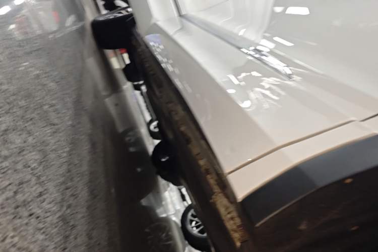 Used Volkswagen Tiguan L 2022 330TSI Automatic Two-Wheel Drive R-Line Enhanced Edition Right Side Sill