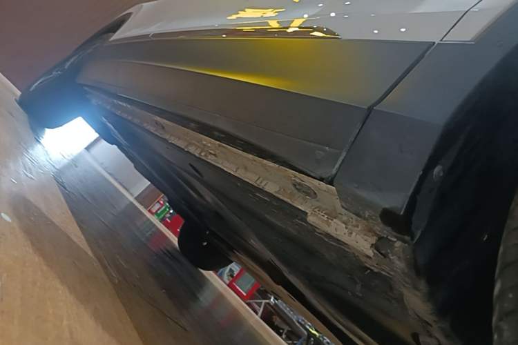 Used Volkswagen Tiguan L 2022 330TSI Automatic Two-Wheel Drive Smart Edition Right Side Sill