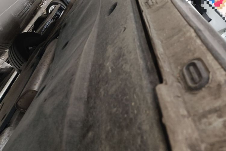 Used Volkswagen Tiguan L 2022 330TSI Automatic Two-Wheel Drive R-Line Enhanced Edition Right Side Sill