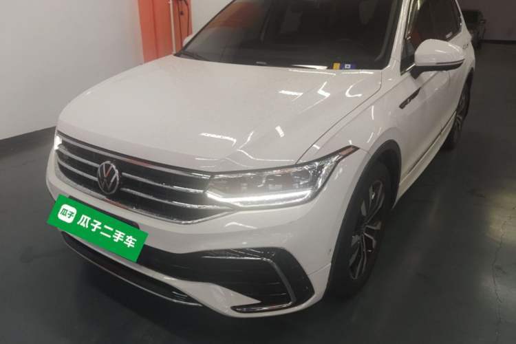 Used Volkswagen Tiguan L 2022 330TSI Automatic Two-Wheel Drive R-Line Enhanced Edition Guazi used car, China used car export, Used car for sale, Used Volkswagen cars, Cheapest cars for sale