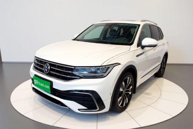 Ojetý Volkswagen Tiguan L 2022 330TSI Automatic Two-Wheel Drive R-Line Enhanced Edition