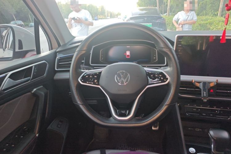 Used Volkswagen Tiguan L 2022 330TSI Automatic Two-Wheel Drive R-Line Flagship Edition Steering Wheel