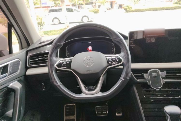 Used Volkswagen Tiguan L 2022 330TSI Automatic Two-Wheel Drive R-Line Enhanced Edition Steering Wheel