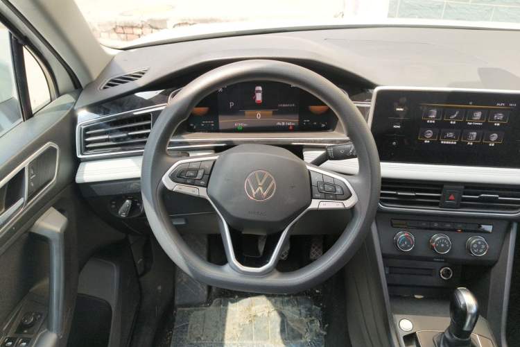 Used Volkswagen Tiguan L 2022 330TSI Automatic Two-Wheel Drive Comfort Edition Steering Wheel