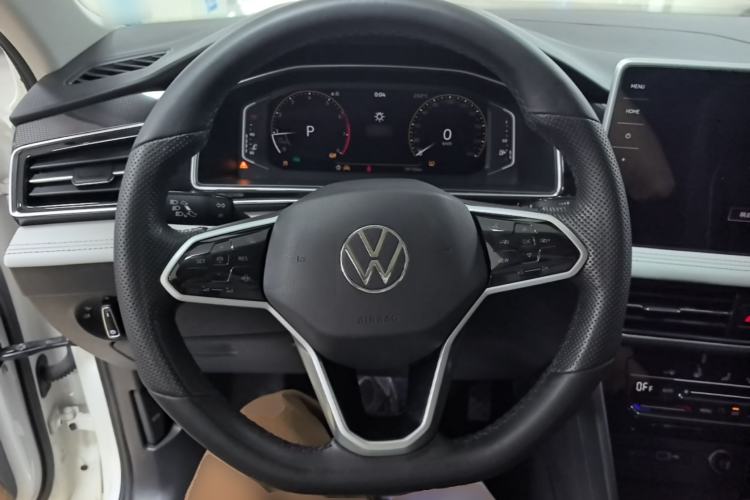 Used Volkswagen Tiguan L 2022 330TSI Automatic Two-Wheel Drive Smart Edition Steering Wheel