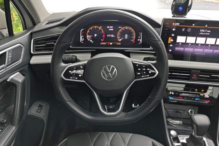 Used Volkswagen Tiguan L 2022 330TSI Automatic Two-Wheel Drive R-Line Enhanced Edition Steering Wheel