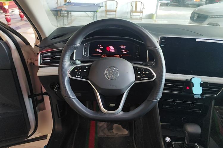 Used Volkswagen Tiguan L 2022 330TSI Automatic Two-Wheel Drive Smart Edition Steering Wheel