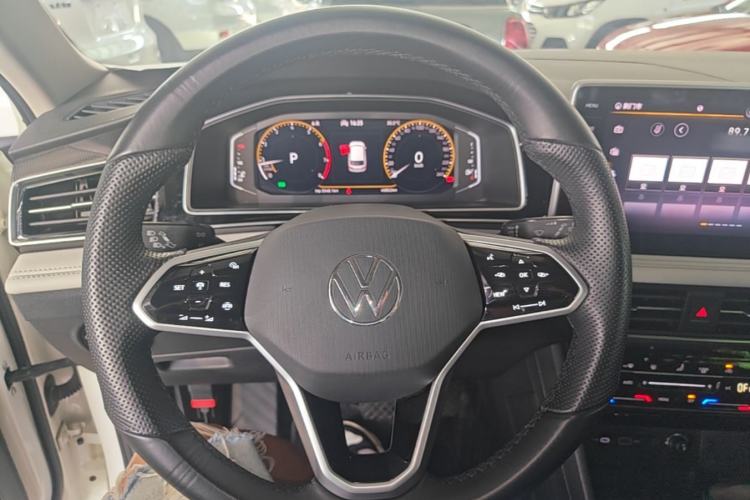 Used Volkswagen Tiguan L 2022 330TSI Automatic Two-Wheel Drive Smart Edition Steering Wheel