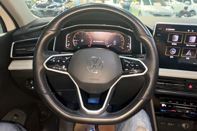 Used Volkswagen Tiguan L 2022 330TSI Automatic Two-Wheel Drive Smart Edition Steering Wheel