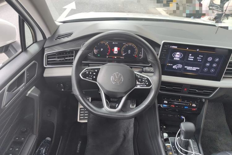 Used Volkswagen Tiguan L 2022 330TSI Automatic Two-Wheel Drive R-Line Enhanced Edition Steering Wheel