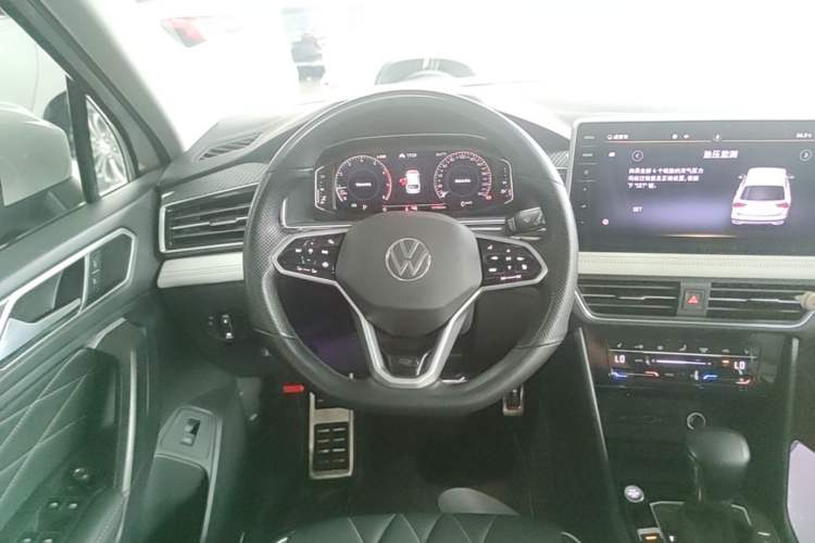 Used Volkswagen Tiguan L 2022 330TSI Automatic Two-Wheel Drive R-Line Enhanced Edition Steering Wheel