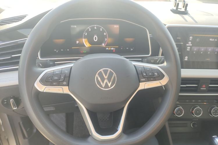 Used Volkswagen Tiguan L 2022 330TSI Automatic Two-Wheel Drive Comfort Edition Steering Wheel