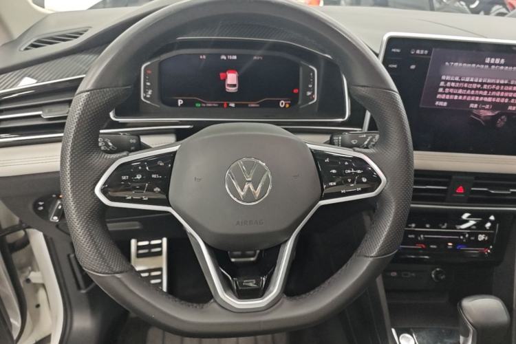 Used Volkswagen Tiguan L 2022 330TSI Automatic Two-Wheel Drive R-Line Enhanced Edition Steering Wheel
