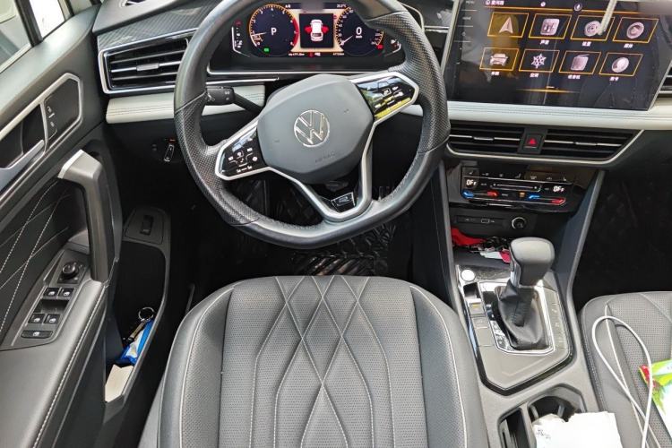 Used Volkswagen Tiguan L 2022 330TSI Automatic Two-Wheel Drive R-Line Enhanced Edition Steering Wheel