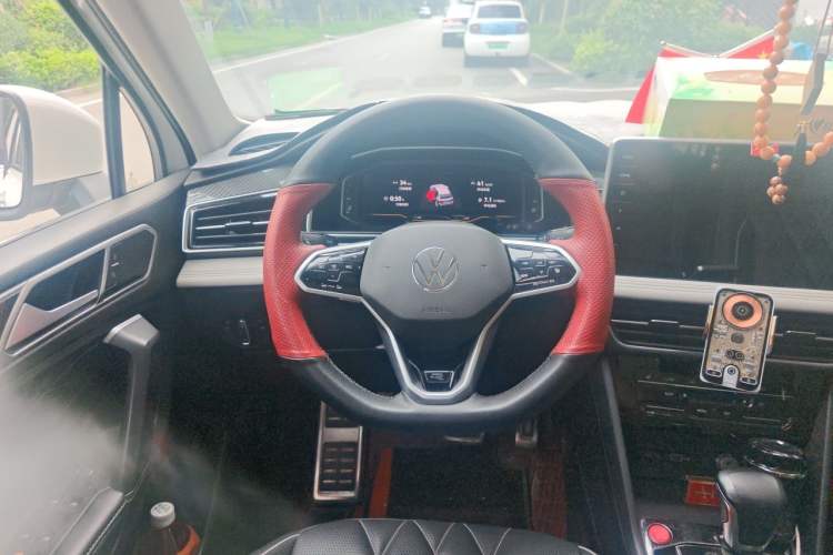 Used Volkswagen Tiguan L 2022 330TSI Automatic Two-Wheel Drive R-Line Enhanced Edition Steering Wheel