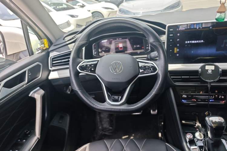 Used Volkswagen Tiguan L 2022 330TSI Automatic Two-Wheel Drive R-Line Enhanced Edition Steering Wheel