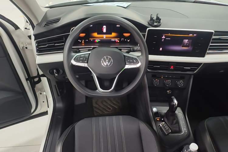 Used Volkswagen Tiguan L 2022 330TSI Automatic Two-Wheel Drive Comfort Edition Steering Wheel