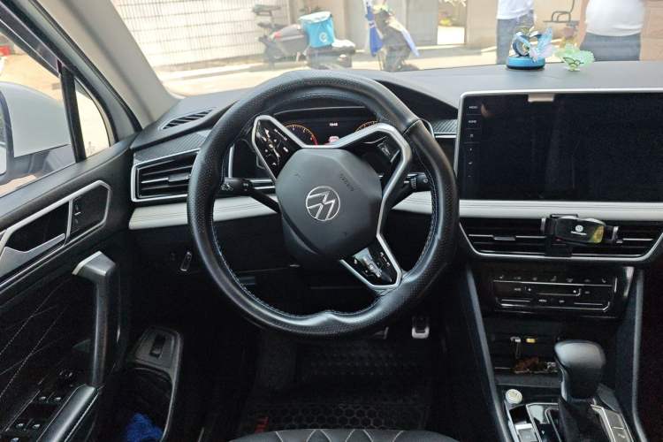 Used Volkswagen Tiguan L 2022 330TSI Automatic Two-Wheel Drive R-Line Enhanced Edition Steering Wheel