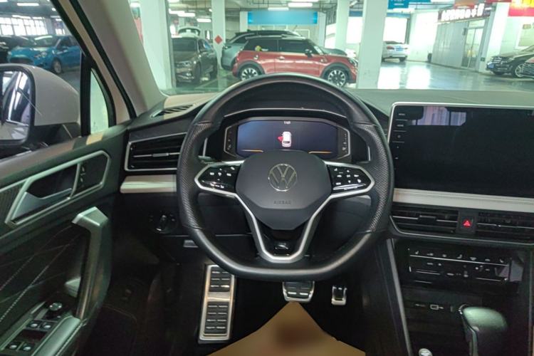 Used Volkswagen Tiguan L 2022 330TSI Automatic Two-Wheel Drive R-Line Enhanced Edition Steering Wheel
