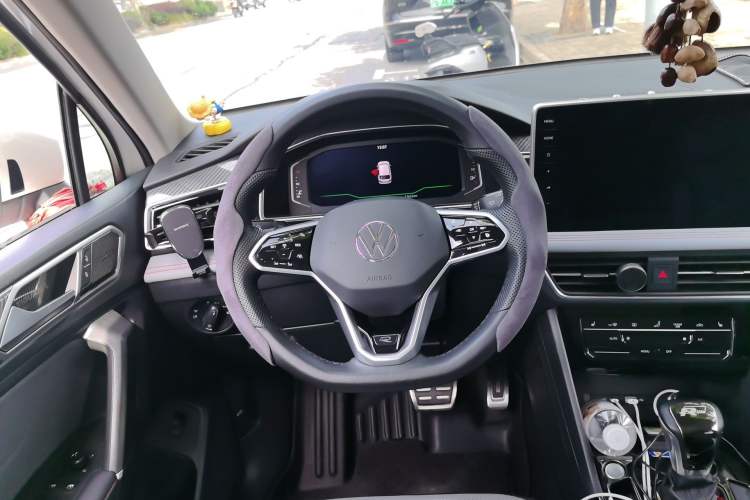 Used Volkswagen Tiguan L 2022 330TSI Automatic Two-Wheel Drive R-Line Flagship Edition Steering Wheel