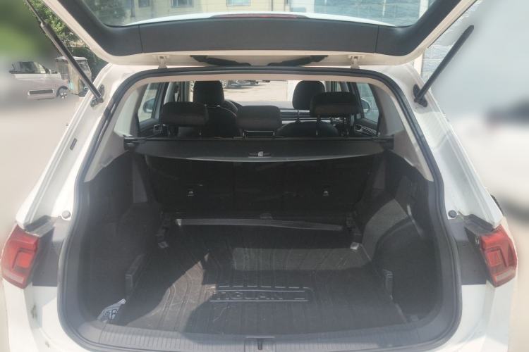 Used Volkswagen Tiguan L 2022 330TSI Automatic Two-Wheel Drive Comfort Edition Trunk