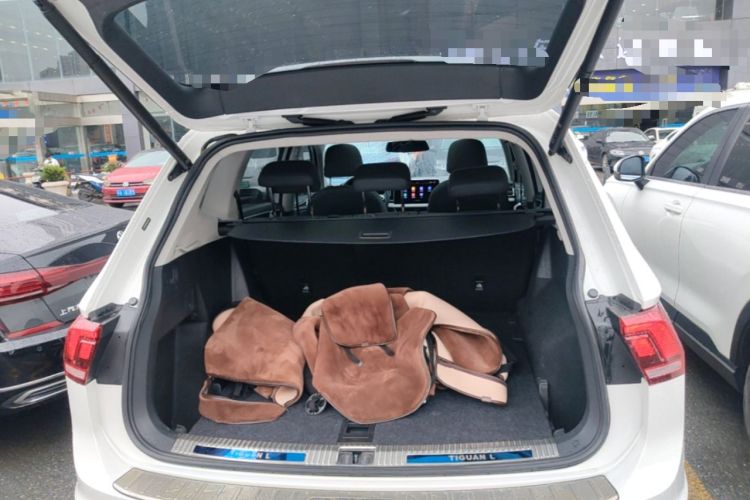 Used Volkswagen Tiguan L 2022 330TSI Automatic Two-Wheel Drive Smart Edition Trunk