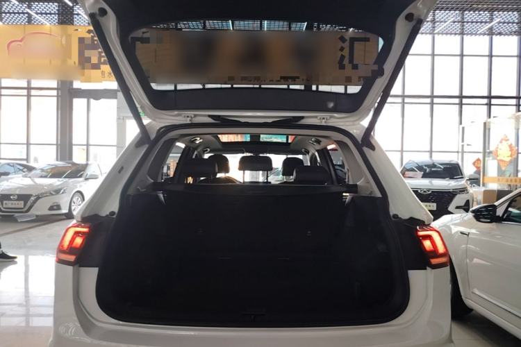 Used Volkswagen Tiguan L 2022 330TSI Automatic Two-Wheel Drive Smart Edition Trunk