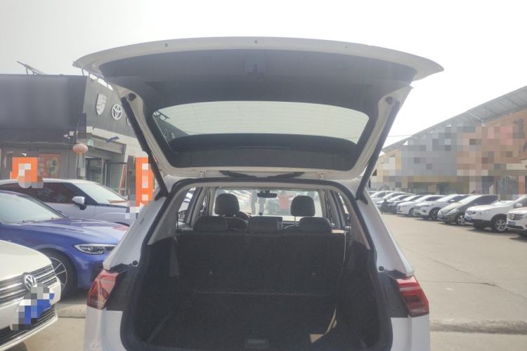 Used Volkswagen Tiguan L 2022 330TSI Automatic Two-Wheel Drive R-Line Enhanced Edition Trunk