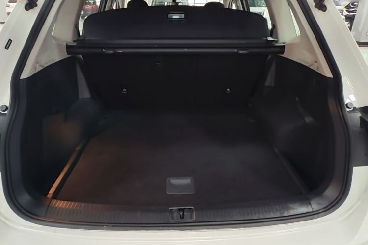 Used Volkswagen Tiguan L 2022 330TSI Automatic Two-Wheel Drive Comfort Edition Trunk