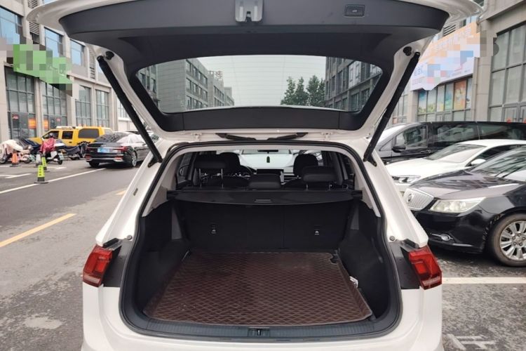 Used Volkswagen Tiguan L 2022 330TSI Automatic Two-Wheel Drive Smart Edition Trunk