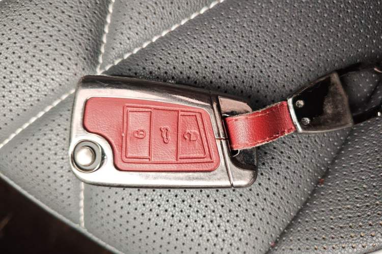 Used Volkswagen Tiguan L 2022 330TSI Automatic Two-Wheel Drive R-Line Enhanced Edition Vehicle Key