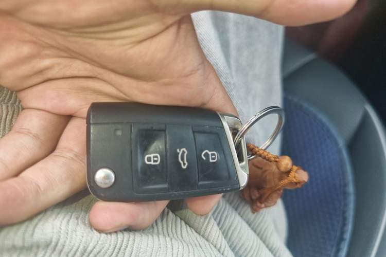 Used Volkswagen Tiguan L 2022 330TSI Automatic Two-Wheel Drive R-Line Enhanced Edition Vehicle Key
