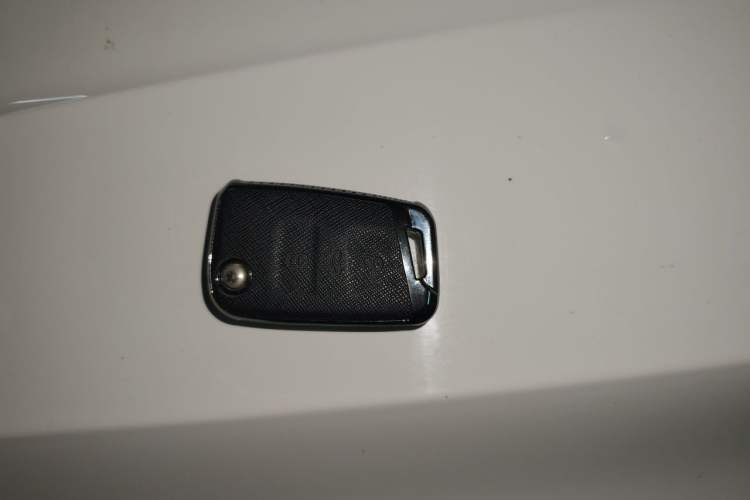 Used Volkswagen Tiguan L 2022 330TSI Automatic Two-Wheel Drive R-Line Enhanced Edition Vehicle Key