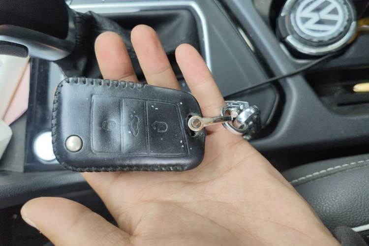 Used Volkswagen Tiguan L 2022 330TSI Automatic Two-Wheel Drive Smart Edition Vehicle Key