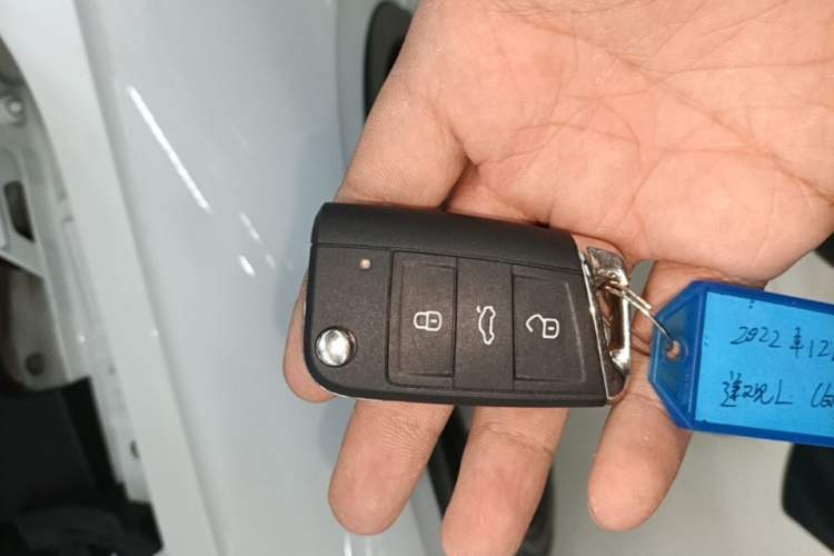 Used Volkswagen Tiguan L 2022 330TSI Automatic Two-Wheel Drive R-Line Enhanced Edition Vehicle Key