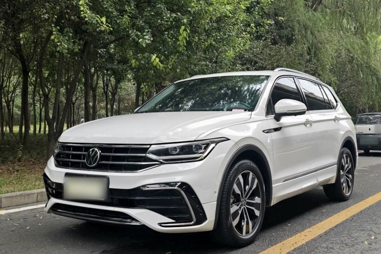 Used Volkswagen Tiguan L 2022 330TSI Automatic Two-Wheel Drive R-Line Enhanced Edition Guazi used car, China used car export, Used car for sale, Used Volkswagen cars, Cheapest cars for sale