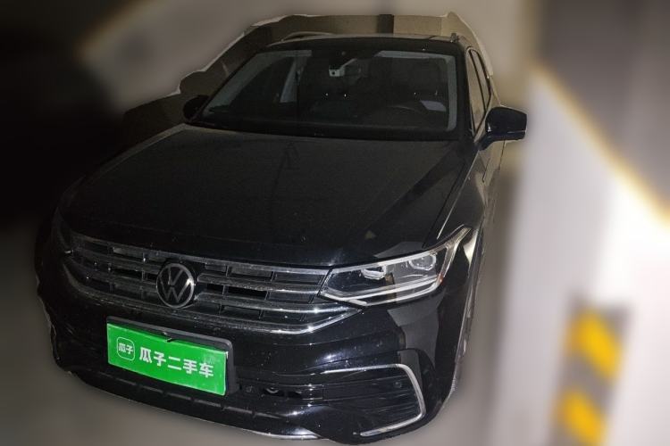 Used Volkswagen Tiguan L 2023 330TSI Automatic Two-Wheel Drive R-Line Enjoyment Edition Guazi used car, China used car export, Used car for sale, Used  cars, Cheapest cars for sale