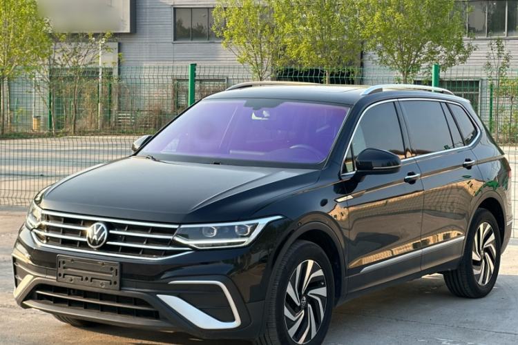 Used Volkswagen Tiguan L 2023 280TSI Automatic Two-Wheel Drive Trendy Innovation Limited Edition Guazi used car, China used car export, Used car for sale, Used cars, Cheapest cars for sale